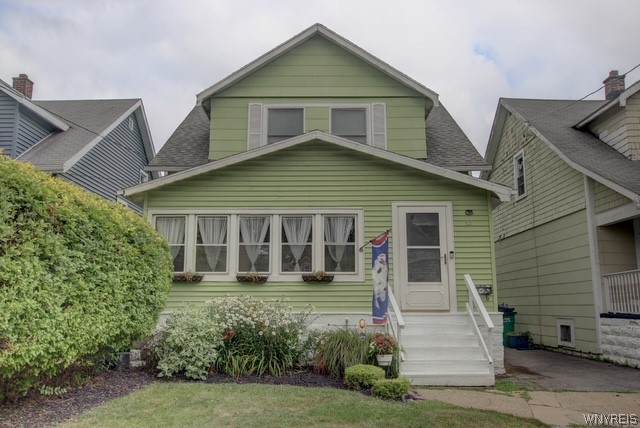 32 Tamarack Street - Photo 1