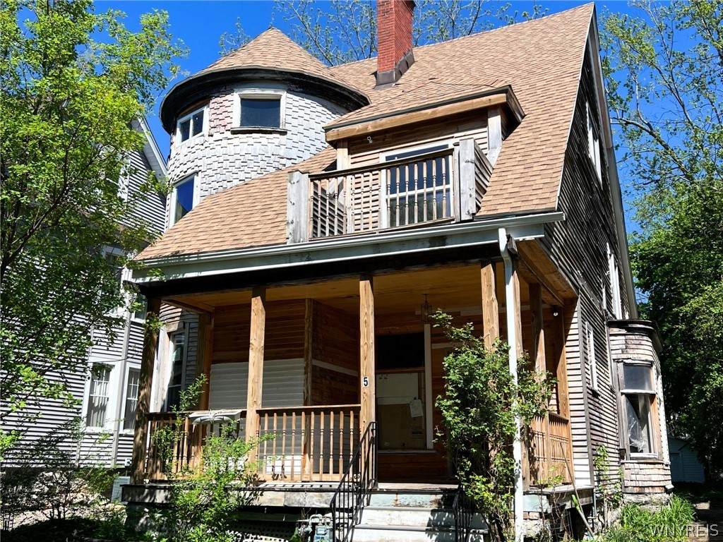 529 Norwood Avenue - Photo 1