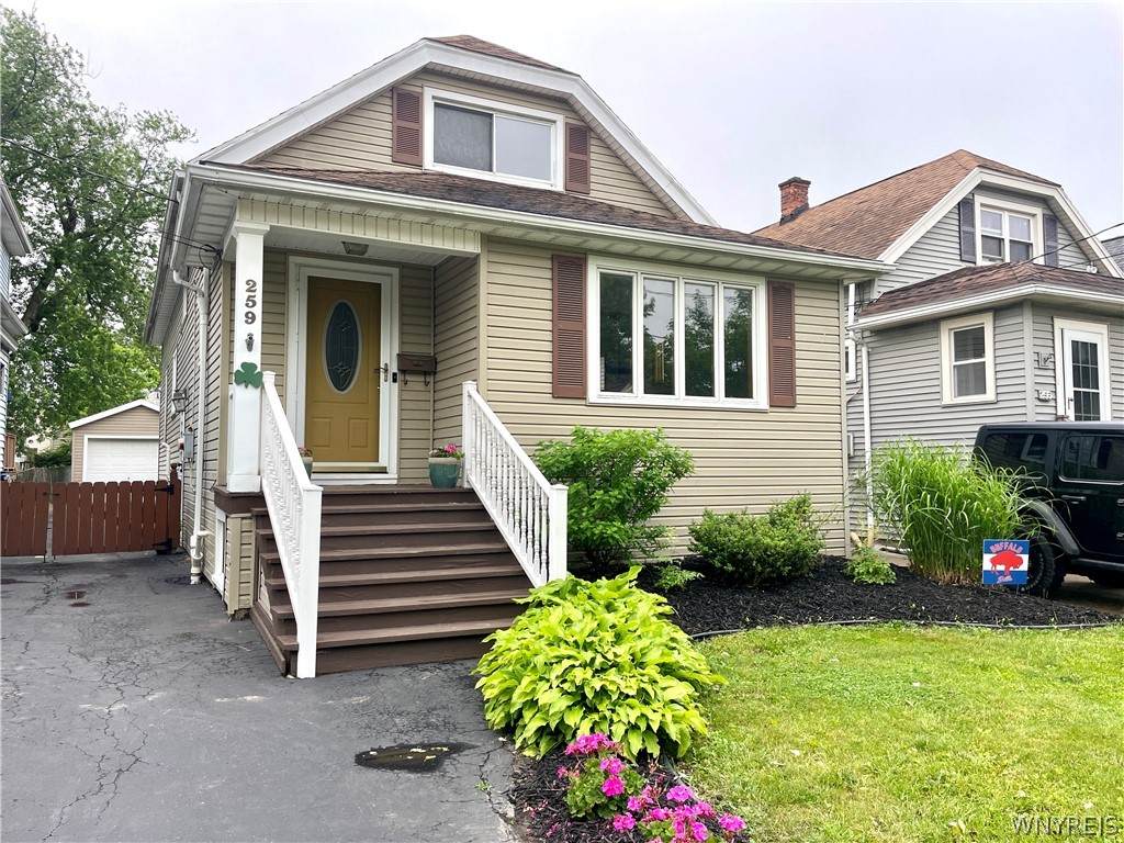 259 Eden Street - Photo 1