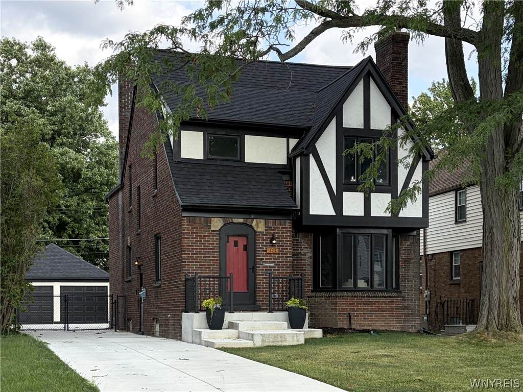 223 Louvaine Drive - Photo 1