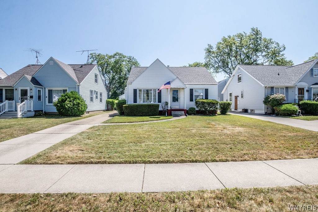 31 Wendover Avenue - Photo 1