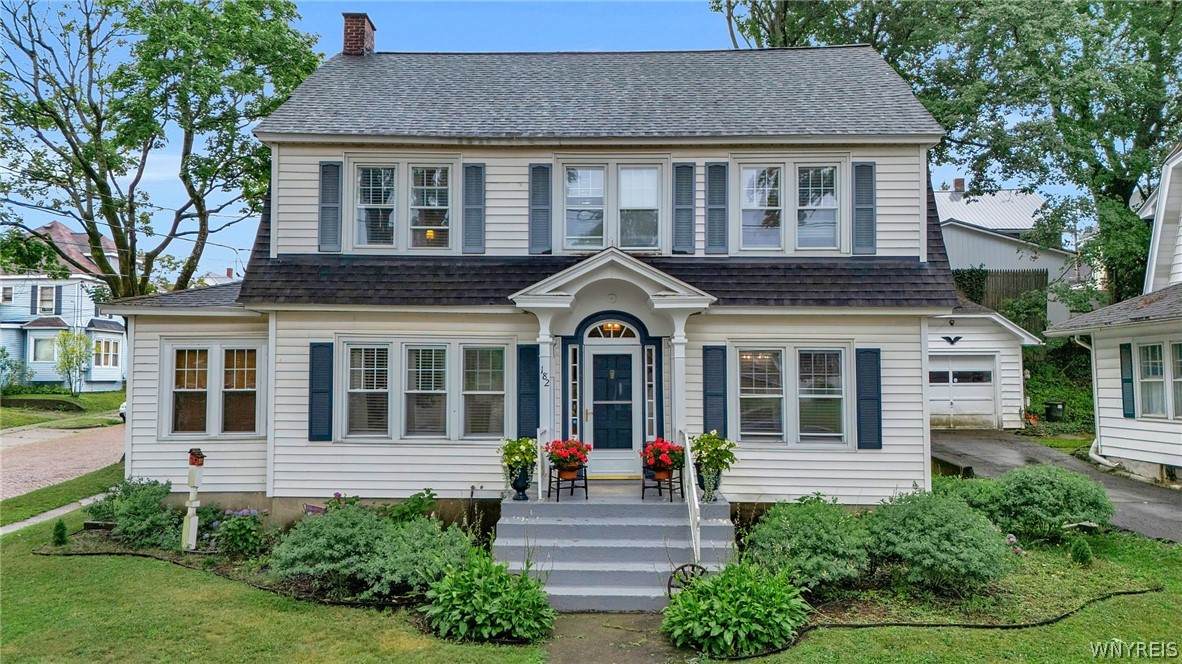 182 Euclid Avenue - Photo 1