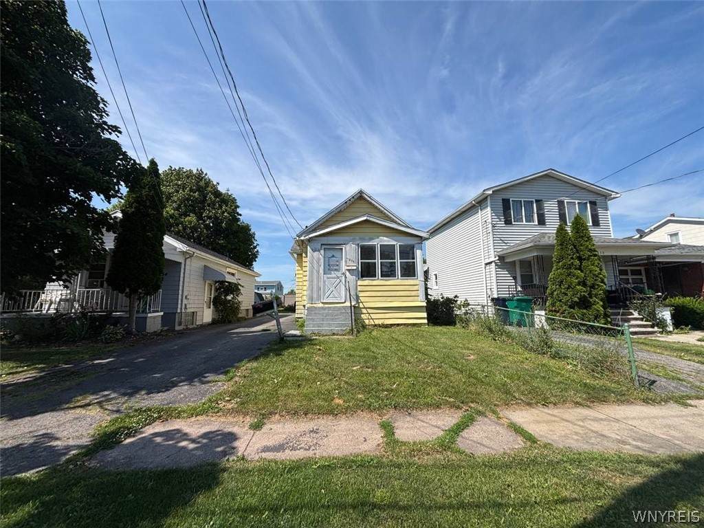 3236 North Avenue - Photo 1