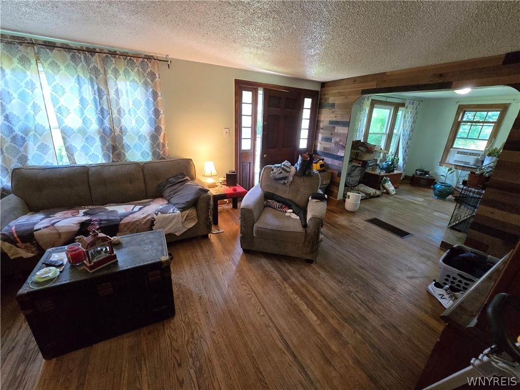 https://bt-photos.global.ssl.fastly.net/rochester/orig_boomver_1_B1701641-2.jpg