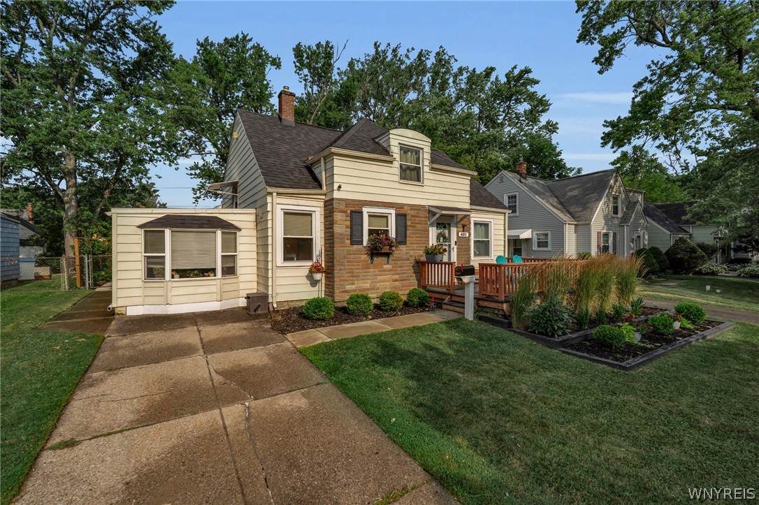 401 Lamarck Dr - Photo 1