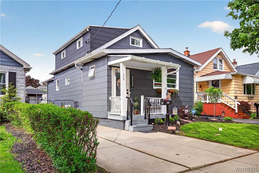 528 Marilla Street - Photo 1