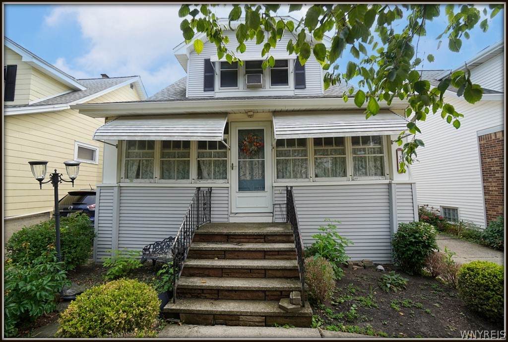 305 Norwalk Avenue - Photo 1