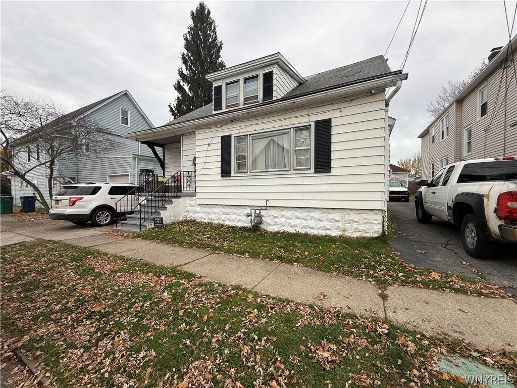 170 Newfield Street - Photo 1