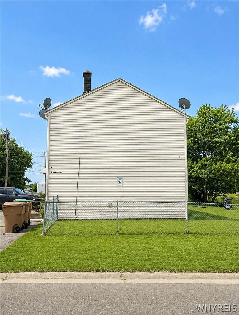 https://bt-photos.global.ssl.fastly.net/rochester/orig_boomver_1_B1703003-2.jpg