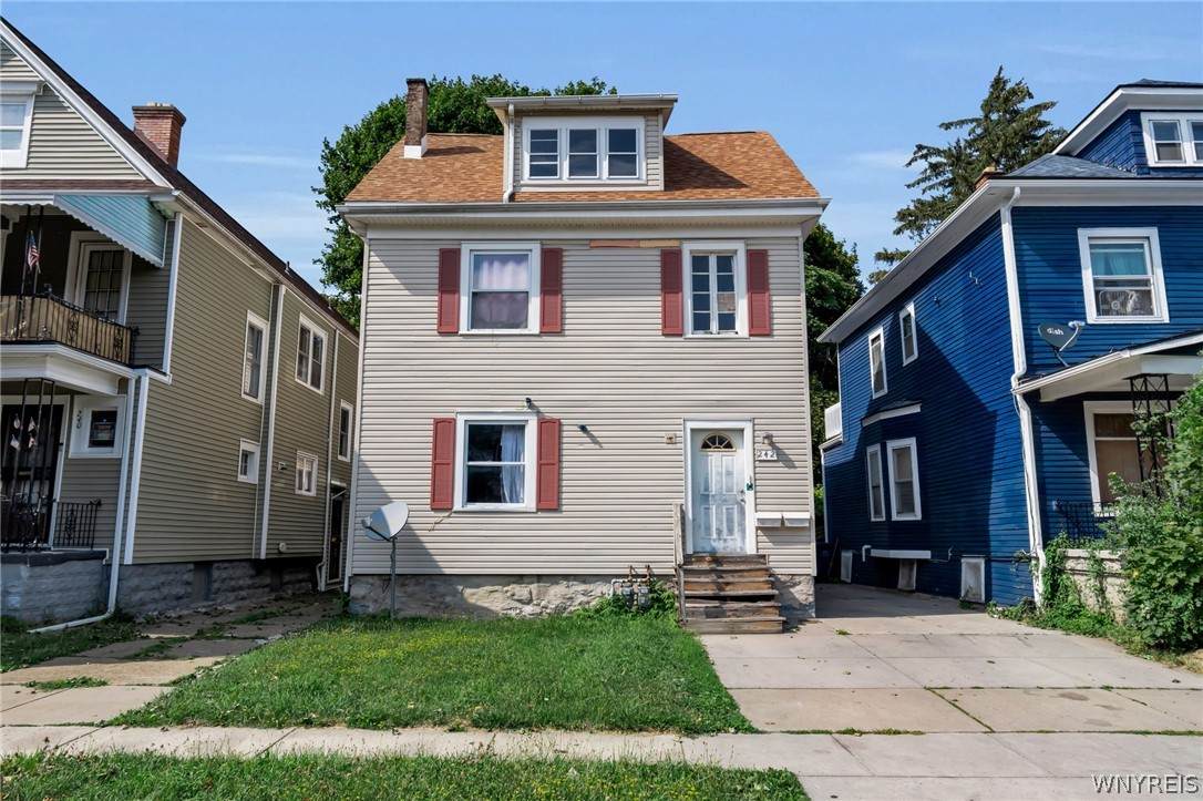 242 Northland Avenue - Photo 1