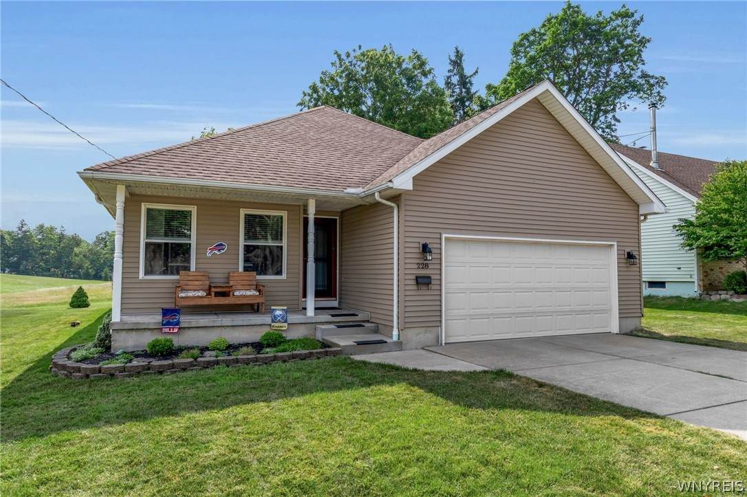 228 Lake Avenue - Photo 1