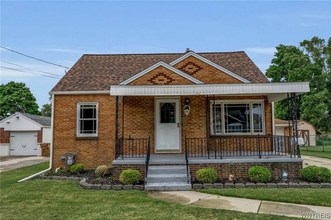 75 Girard Avenue - Photo 1