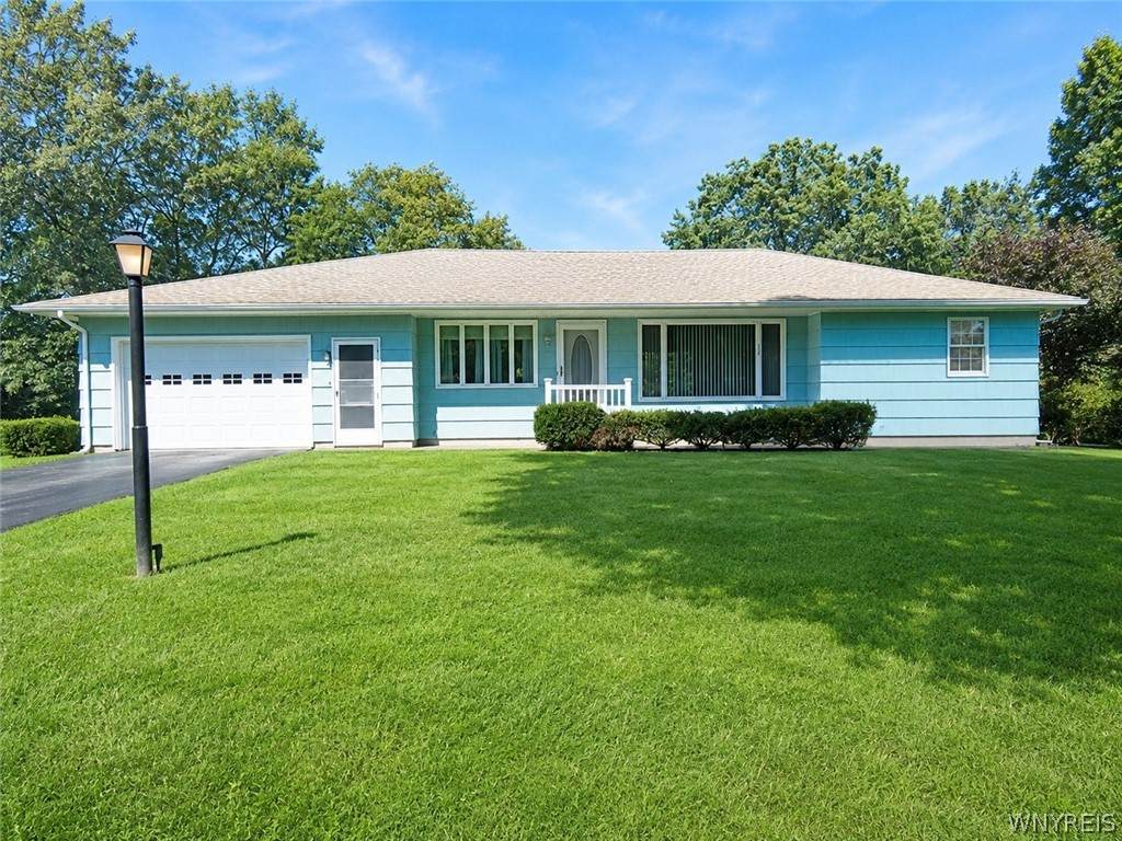 1976 Creekside Drive - Photo 1