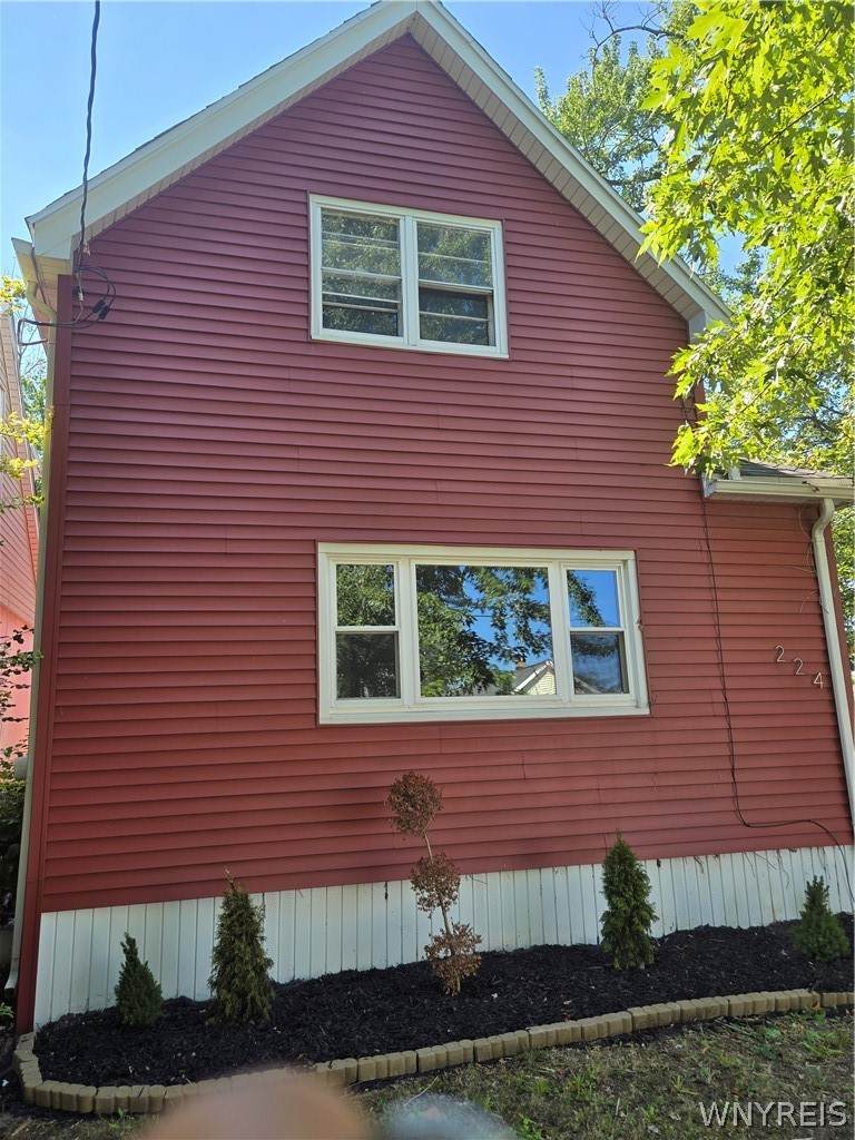 224 Medina St Street - Photo 1