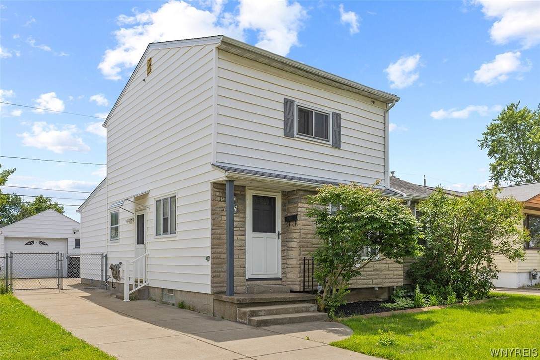 194 Hoover Avenue - Photo 1