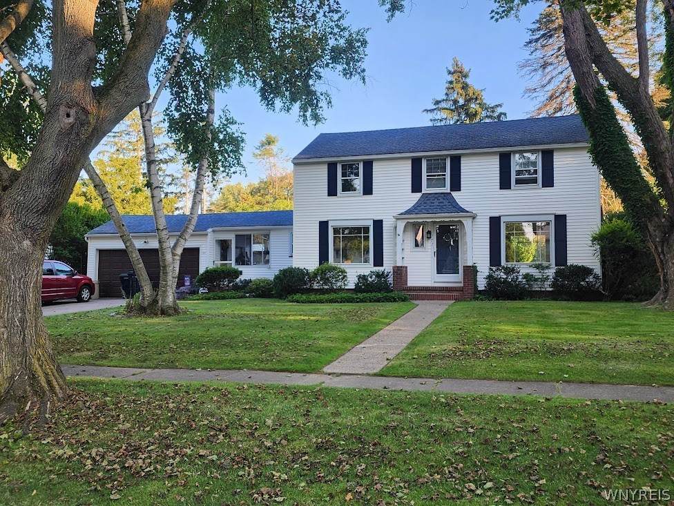 153 Pinecrest Drive - Photo 1