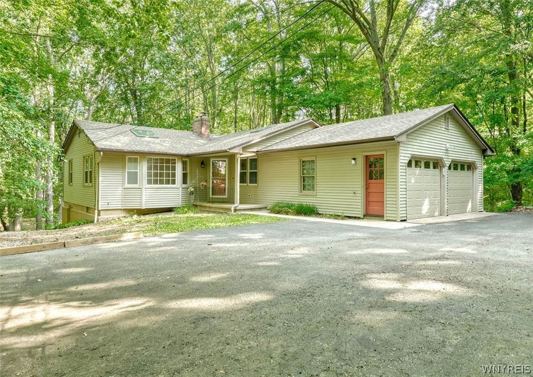 205 Van Voorhis Avenue - Photo 1