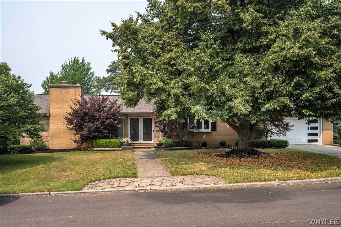 10 Randwood Lane - Photo 1