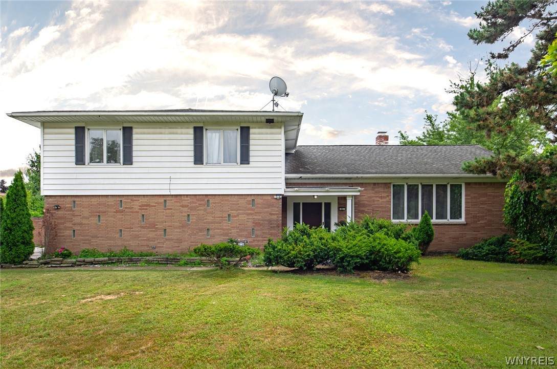 66 Four Seasons Road - Photo 1