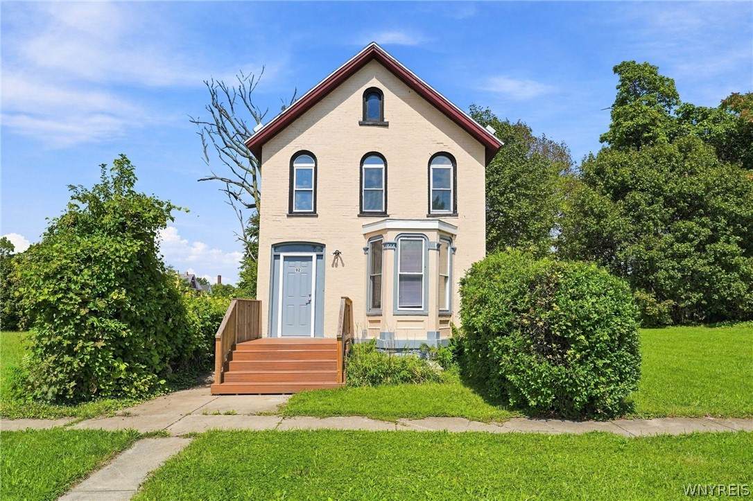 92 Glenwood Avenue - Photo 1
