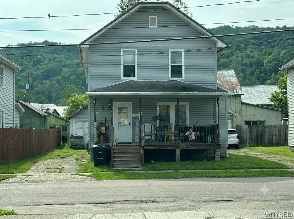 127 1st Street - Photo 1