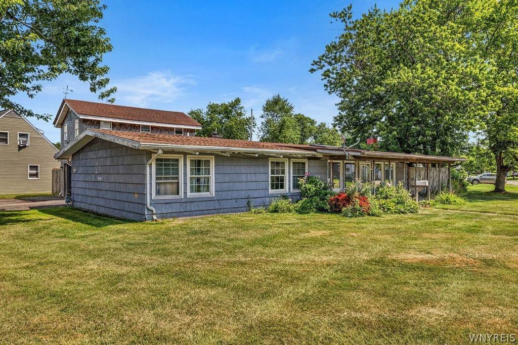 175 Riverdale Drive - Photo 1