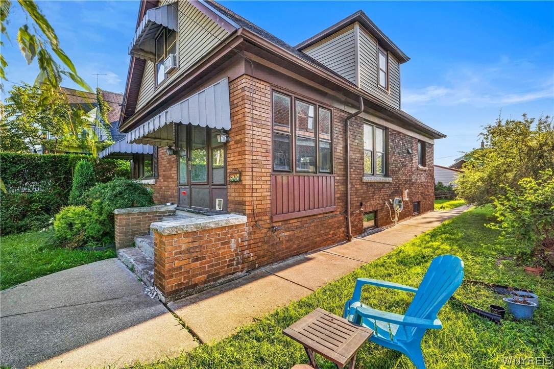 538 23rd Street - Photo 1
