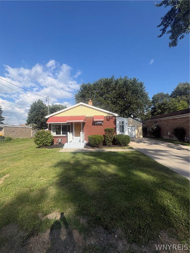 639 Harlem Road - Photo 1
