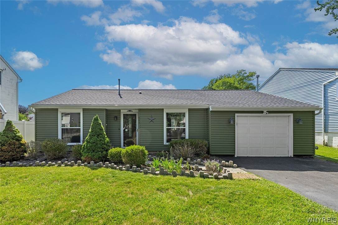 242 Sundridge Drive - Photo 1