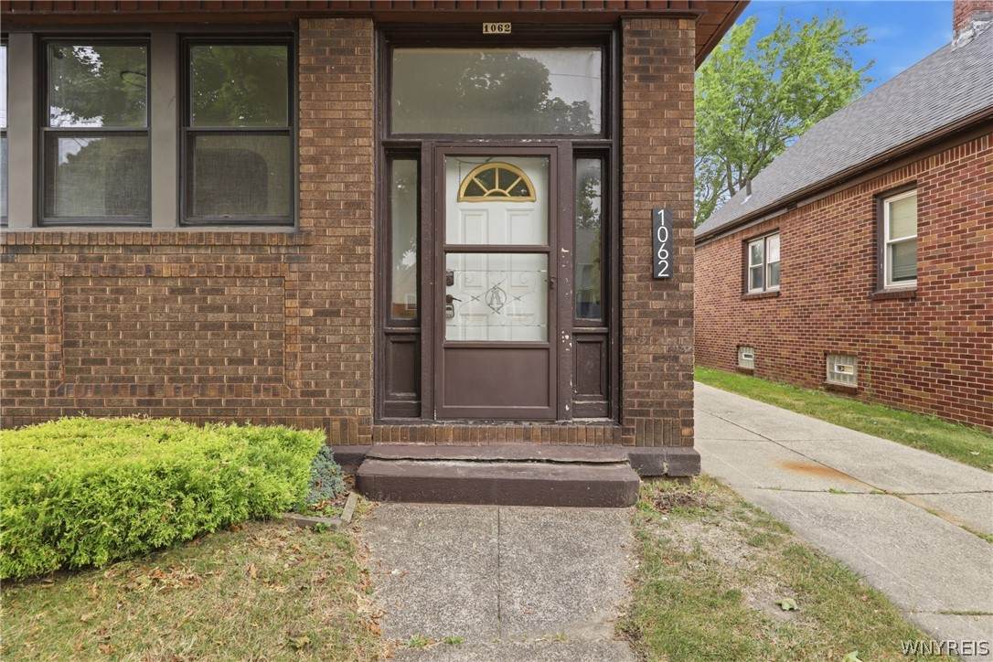 https://bt-photos.global.ssl.fastly.net/rochester/orig_boomver_1_B1709200-2.jpg
