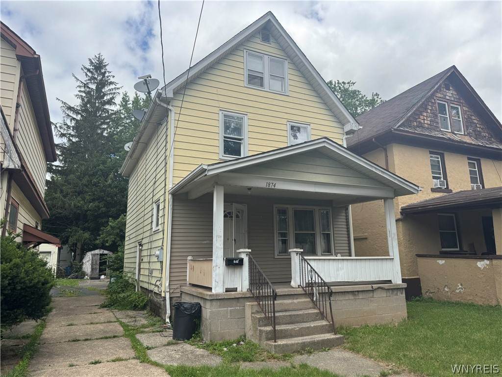 1874 South Avenue - Photo 1