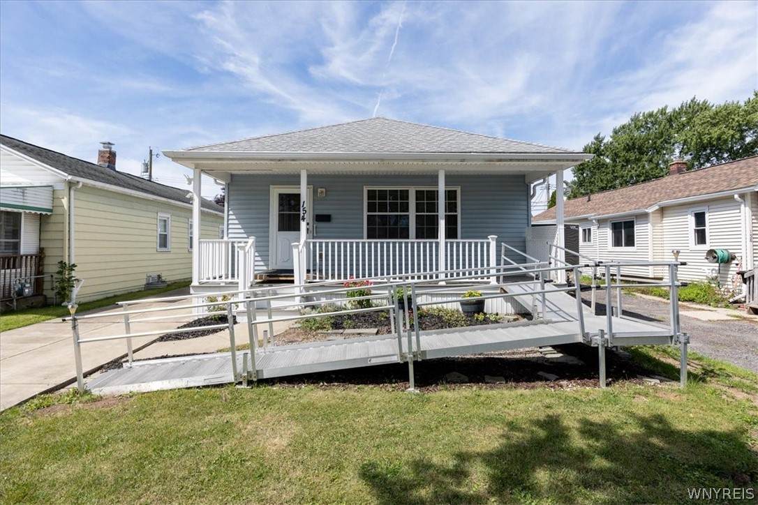 154 Lyndale Avenue - Photo 1