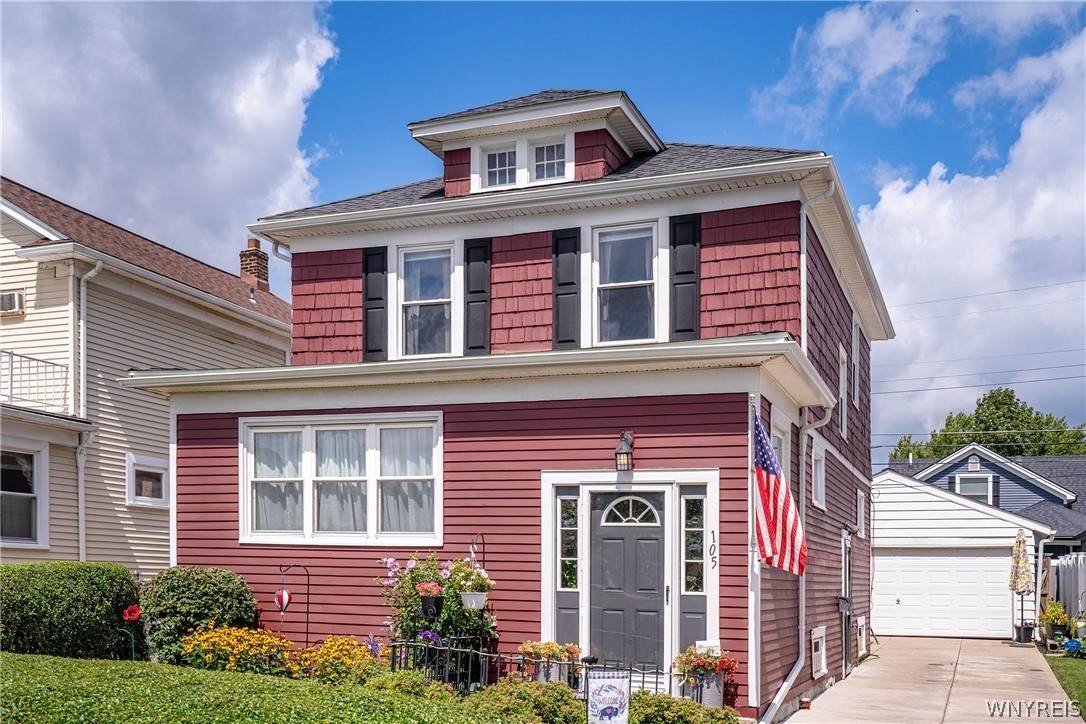 105 Hoover Ave - Photo 1