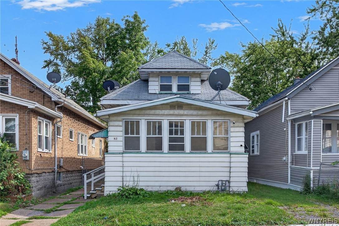 45 Millicent Avenue - Photo 1