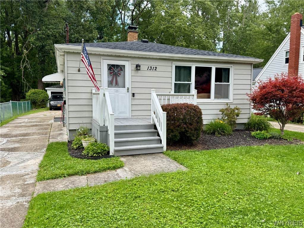 1312 Sherwood Avenue - Photo 1