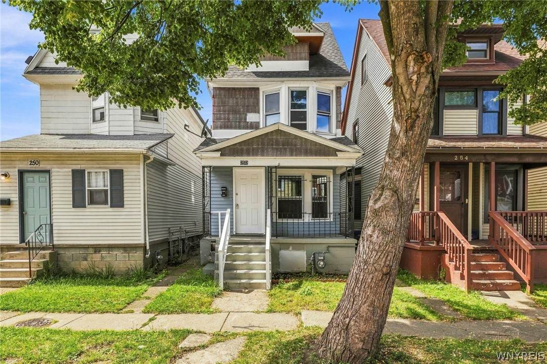 252 Parkdale Avenue - Photo 1