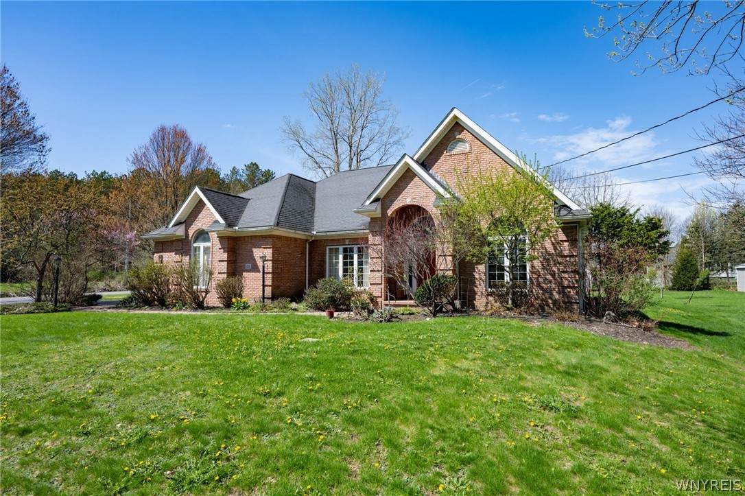 111 Dellwood Drive - Photo 1