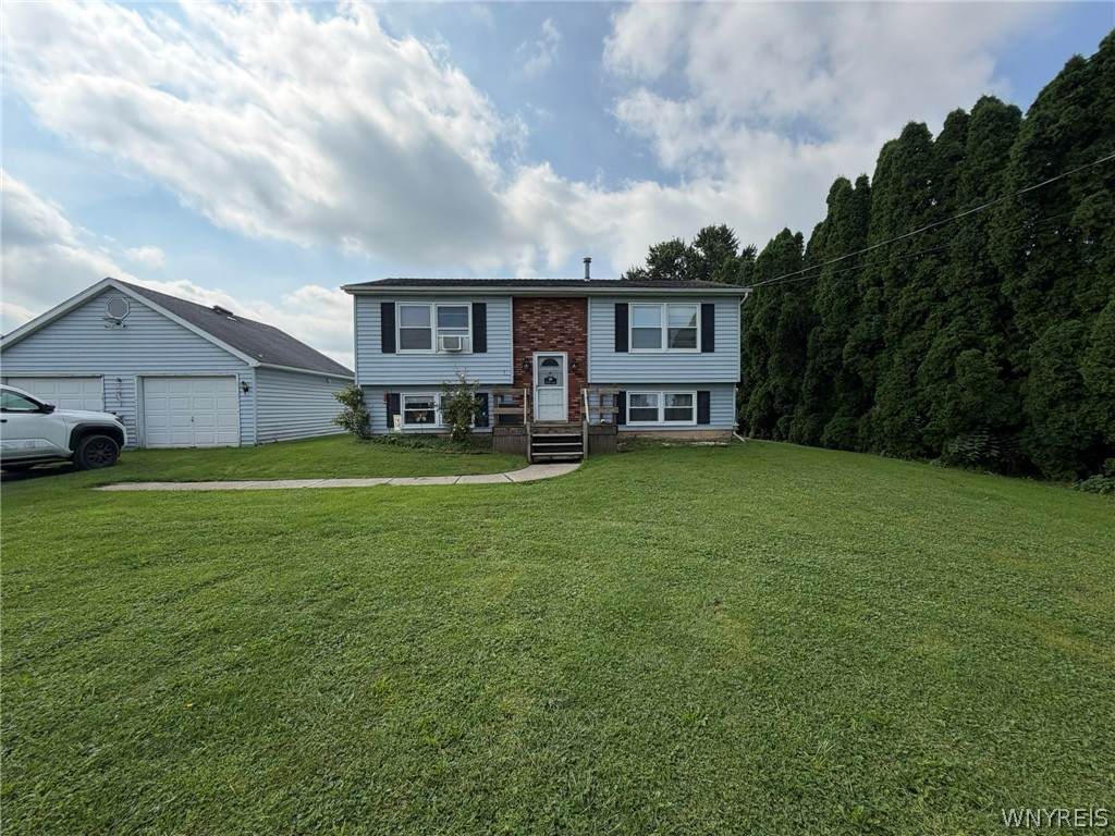 8418 Chestnut Ridge Road - Photo 1