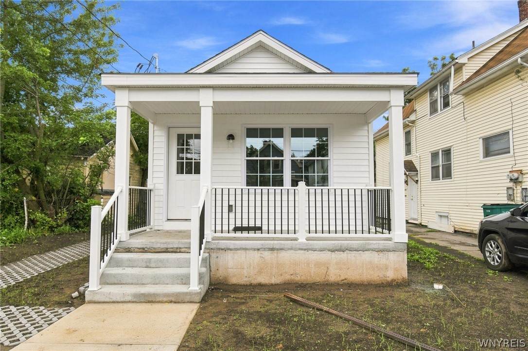 685 Minnesota Avenue - Photo 1
