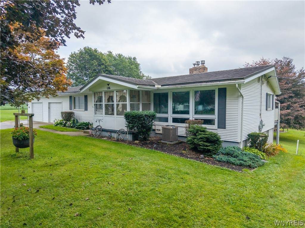 126 Grandview - Photo 1