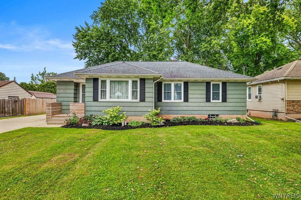 460 8th Street - Photo 1