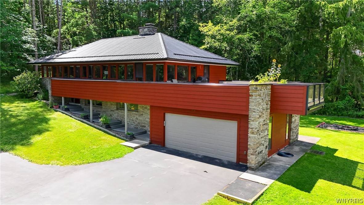 9810 Fancher Heights - Photo 1