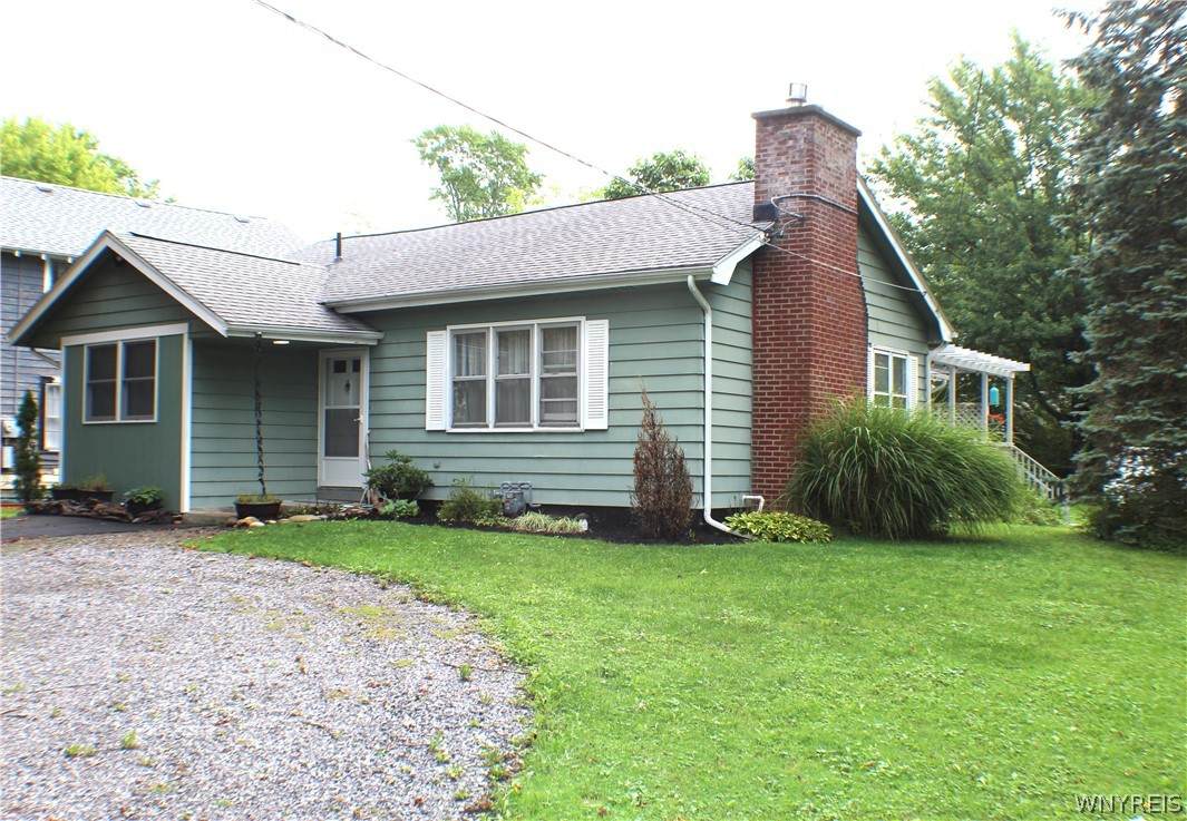 9361 Lake Shore Road - Photo 1