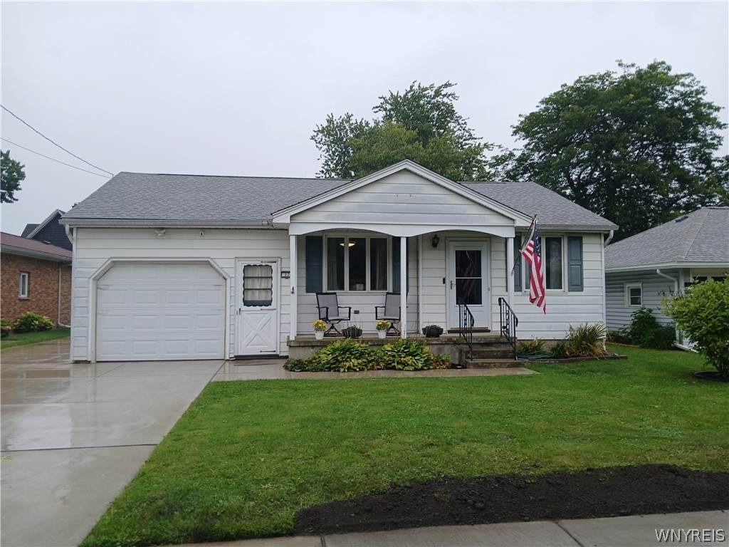 27 Syracuse Street - Photo 1