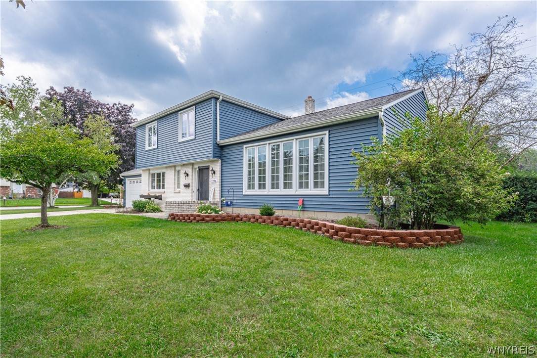 1276 Cambridge Avenue - Photo 1