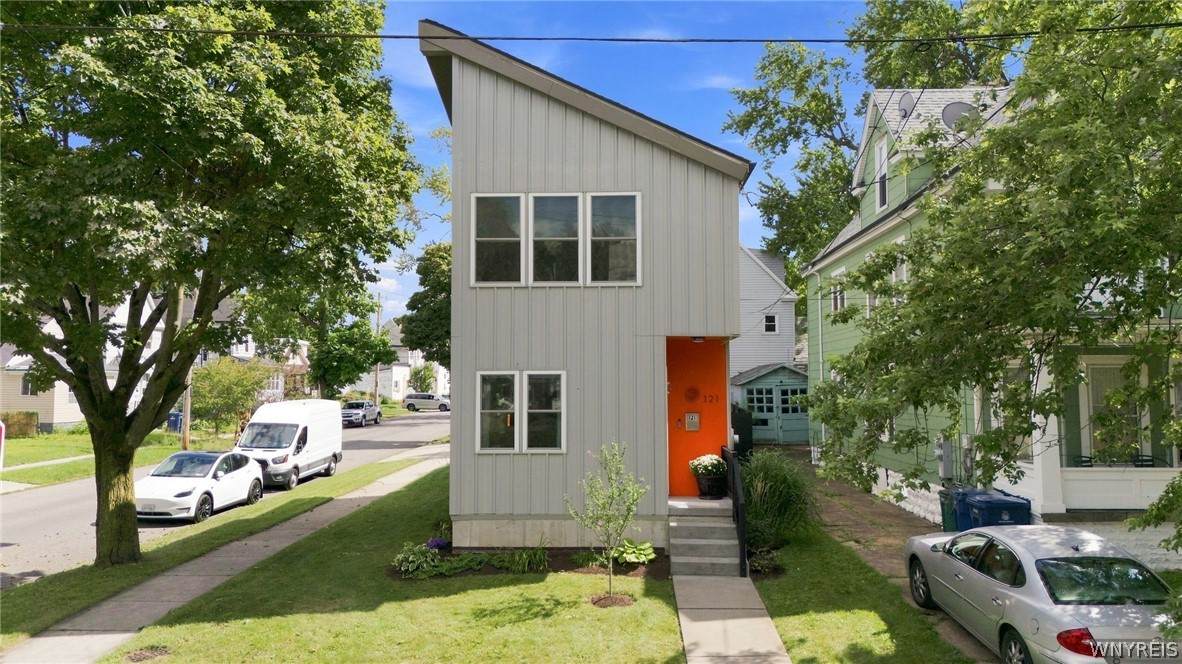 121 School Street - Photo 1