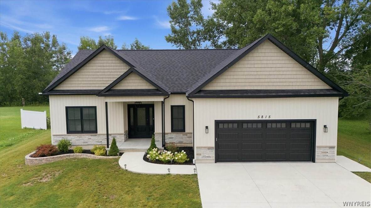 5815 Robinson Road - Photo 1