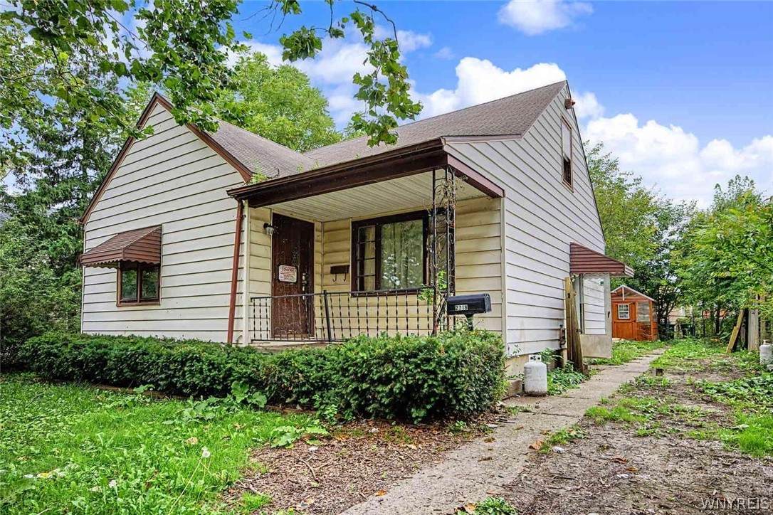 2718 Welch Avenue - Photo 1