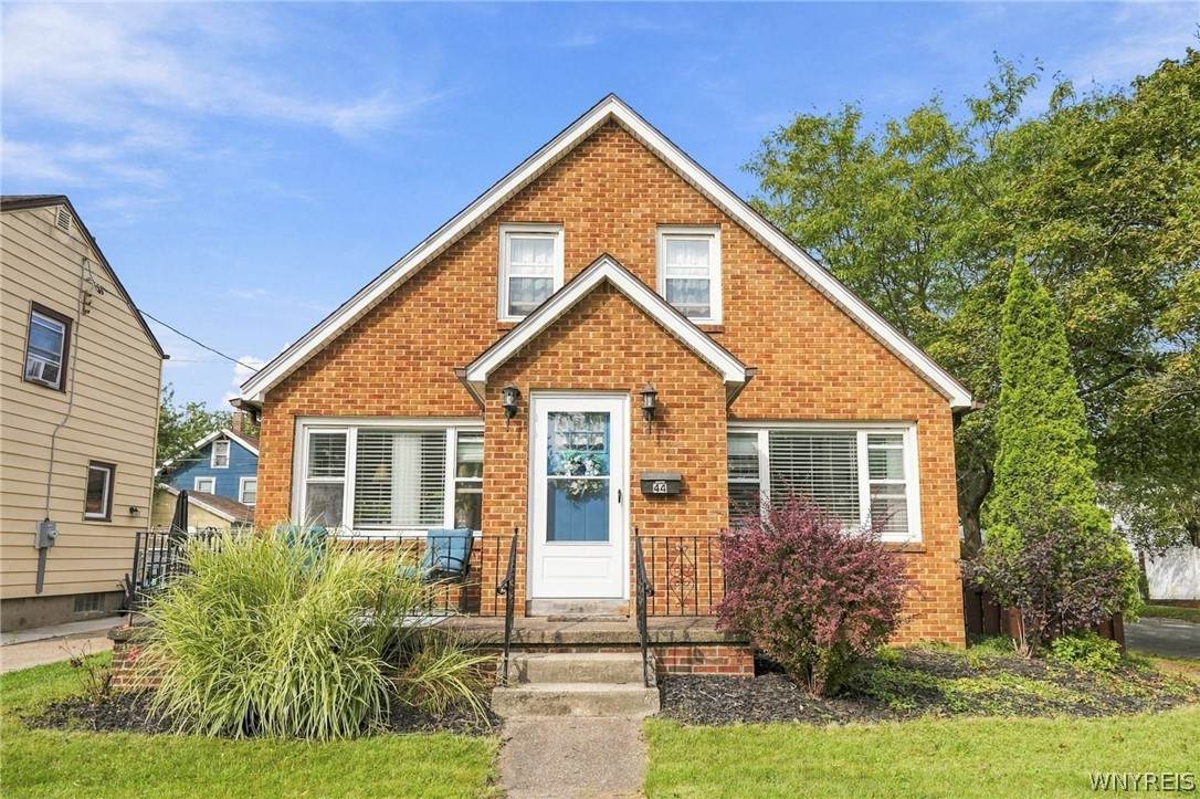 44 Marquette Avenue - Photo 1