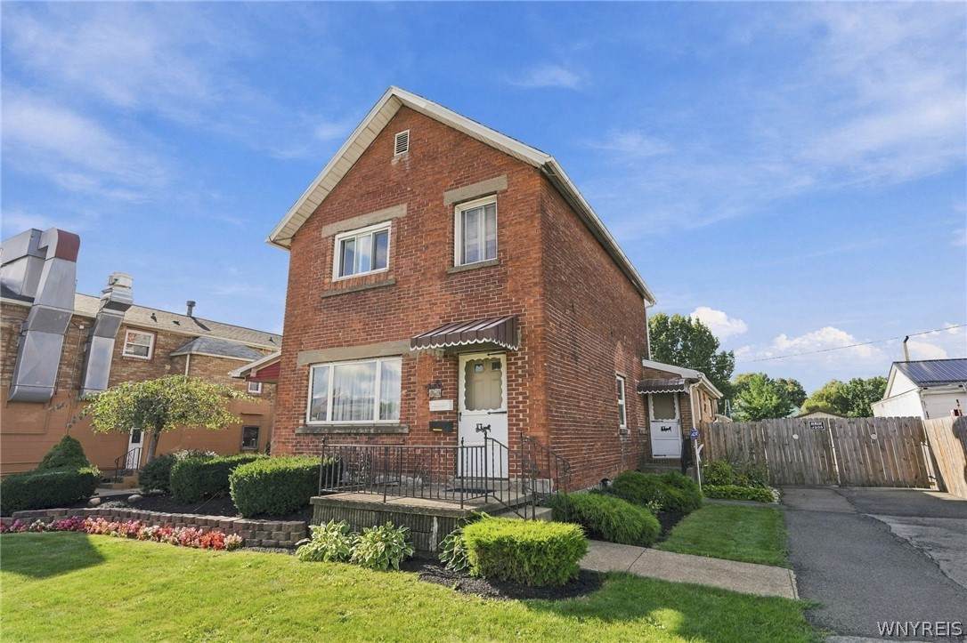 127 Abbott Road - Photo 1